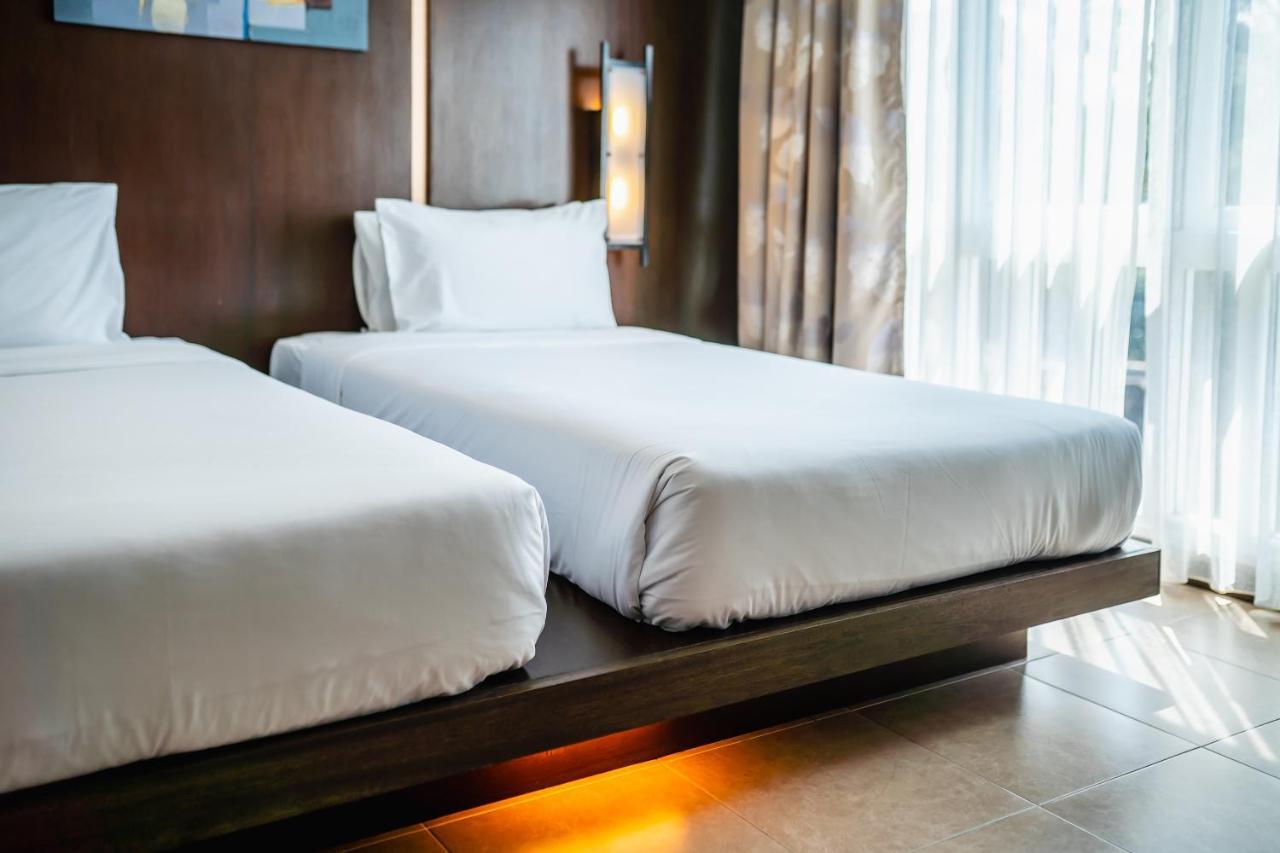 Ratana Hotel Chalong Rawai Eksteriør billede